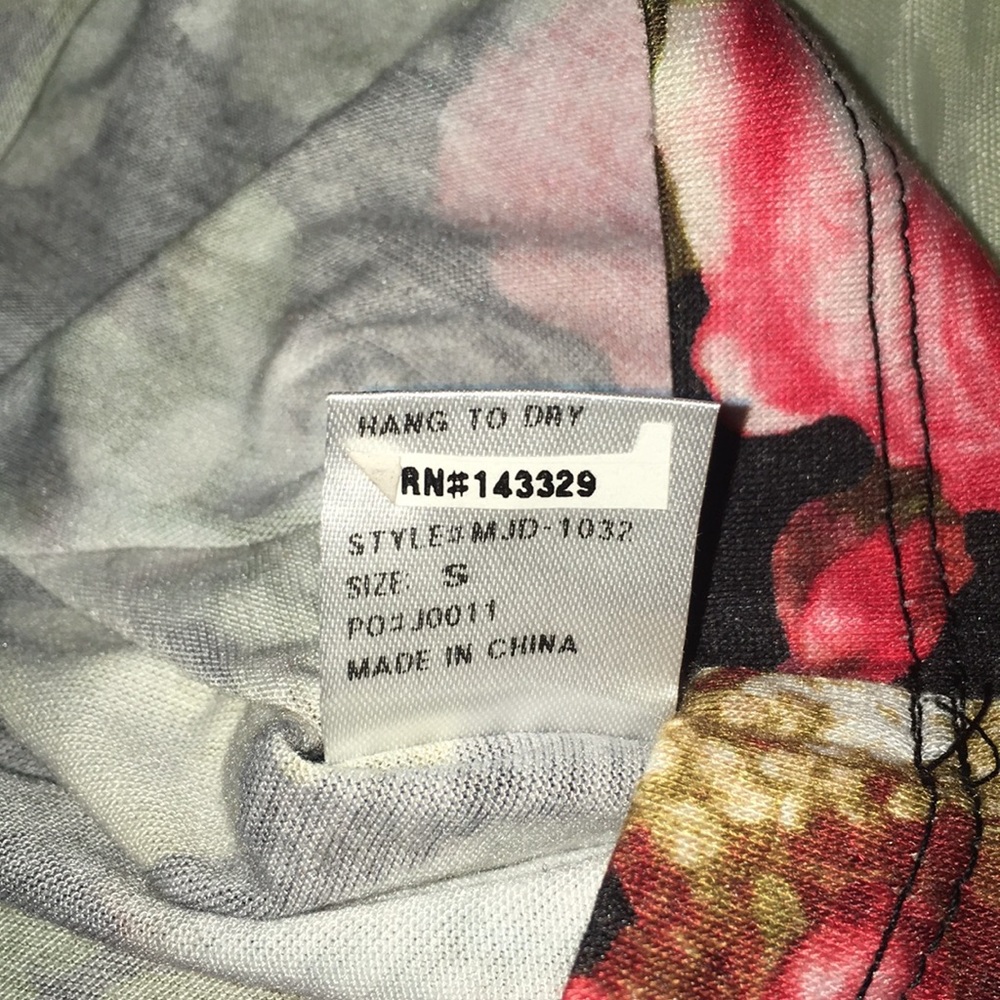 Pretty Dress - image 5